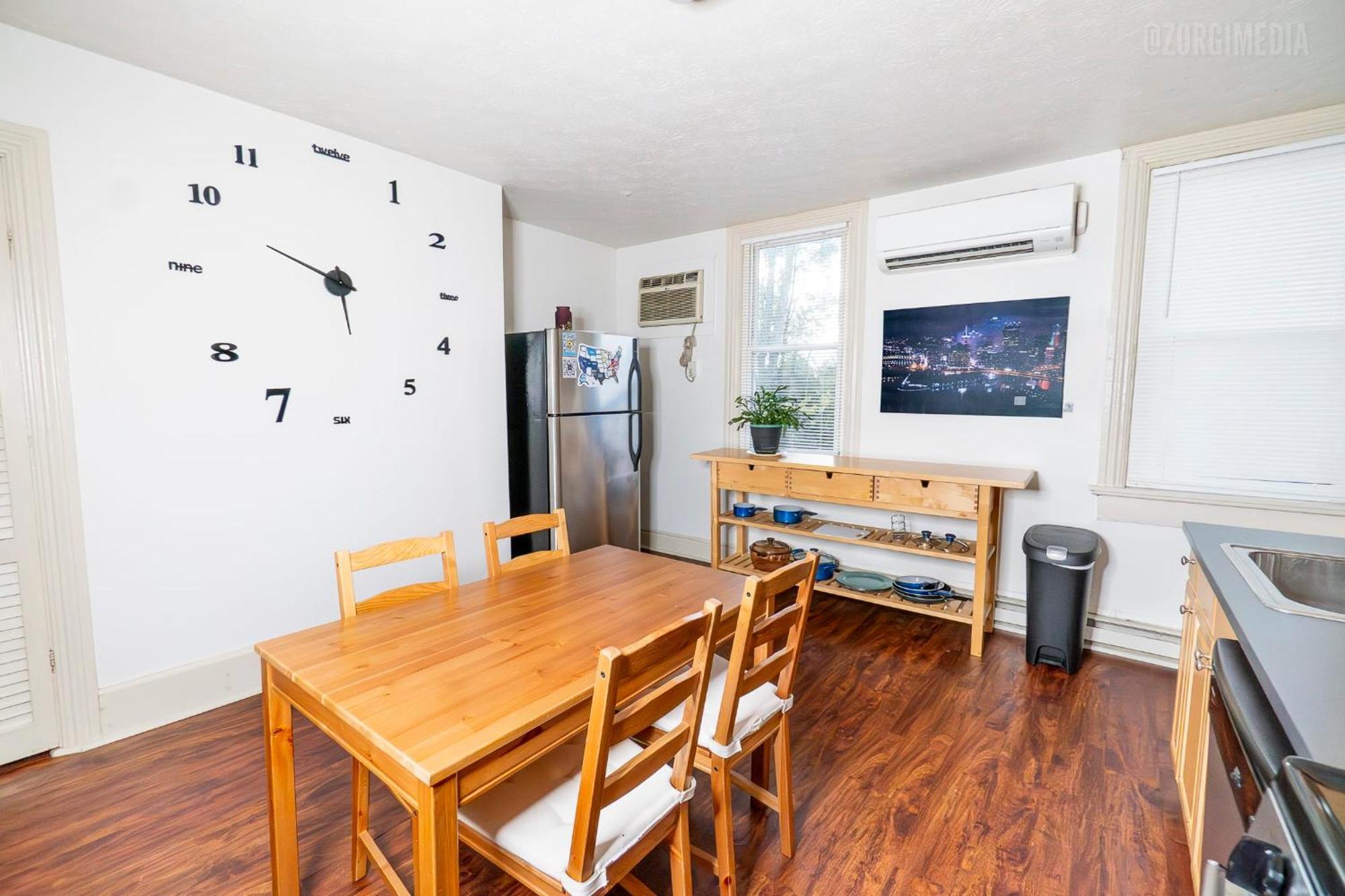 1 Bedroom - Parking - Amazing View Nearby! Appartement *